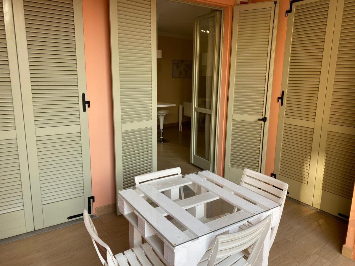 Comecasa Modern Apartment In Historical Centre Asti Eksteriør bilde