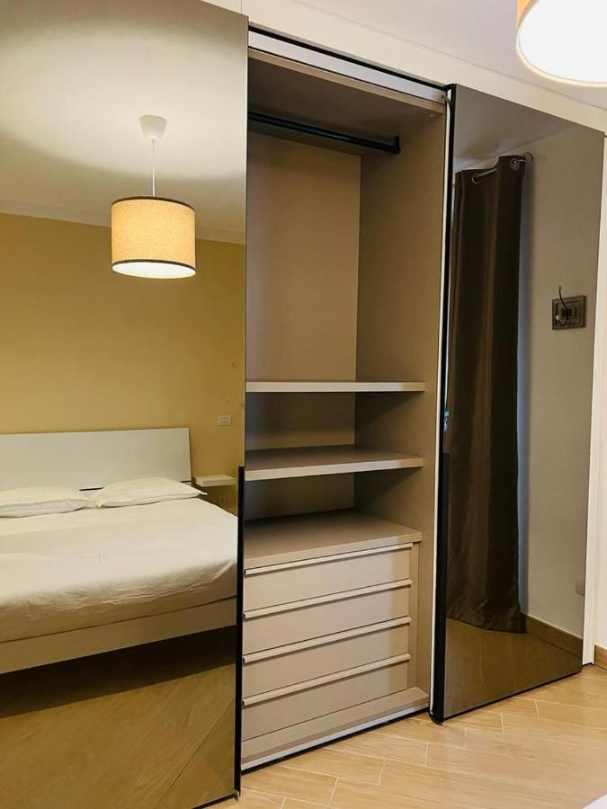 Comecasa Modern Apartment In Historical Centre Asti Eksteriør bilde