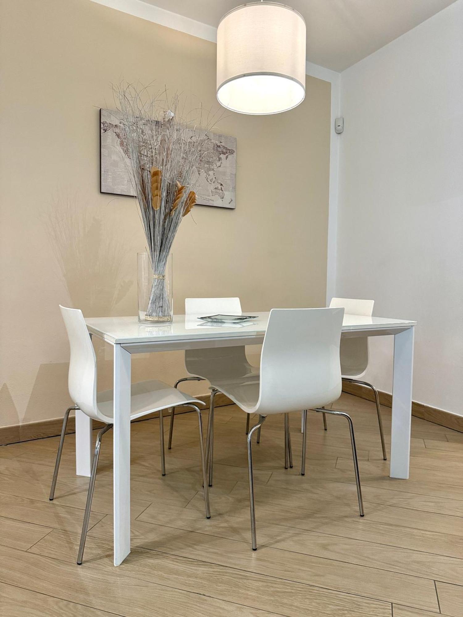 Comecasa Modern Apartment In Historical Centre Asti Eksteriør bilde