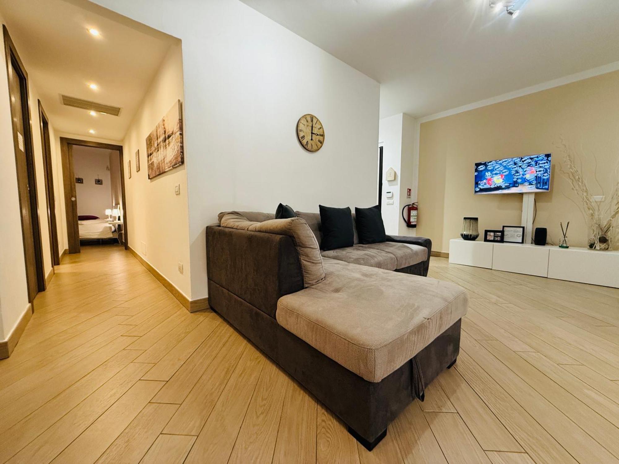 Comecasa Modern Apartment In Historical Centre Asti Eksteriør bilde