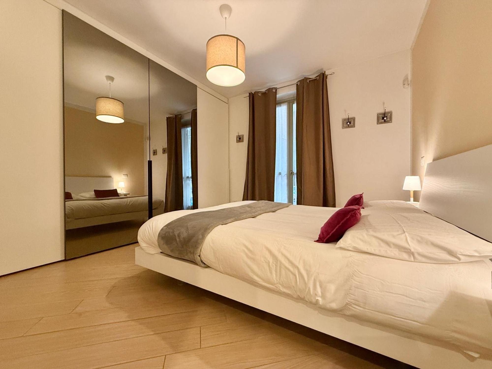 Comecasa Modern Apartment In Historical Centre Asti Eksteriør bilde
